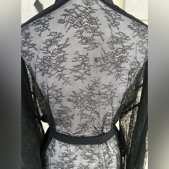 Victoria's Secret Sheer Black Lace Robe - Picture 6 of 7